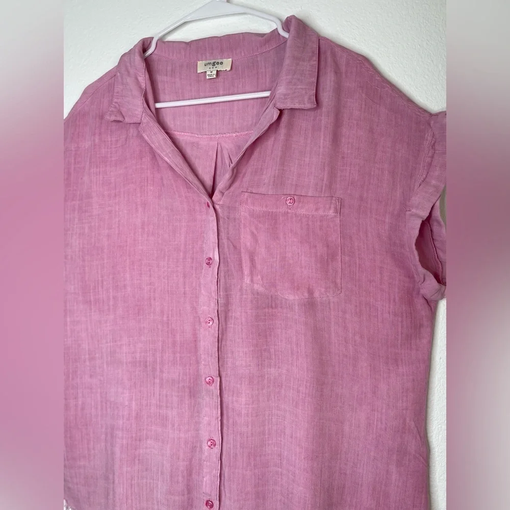 Umgee Pink Button Down Short Cuffed Sleeve Hi Low Raw Hem Lightweight Size Md - Picture 5 of 13